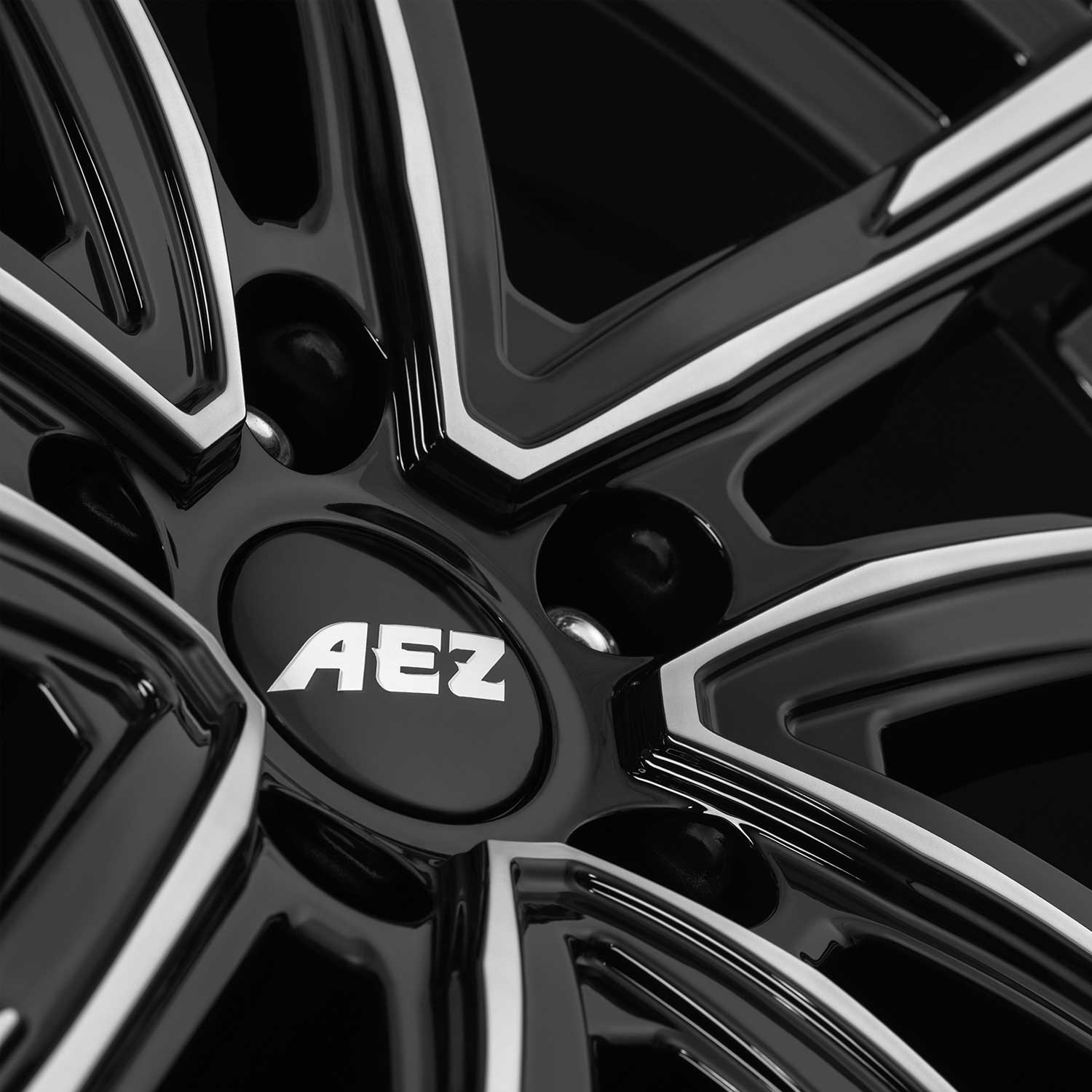Cerchio AEZ Montreal dark 8.0x20 ET45 5x112 20 Pollici