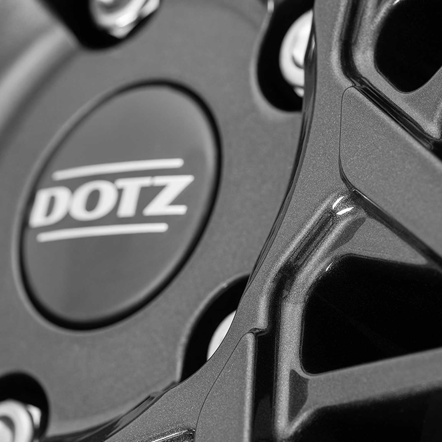 Cerchio DOTZ Fuji grey 9.0x20 ET48 5x114.3 20 Pollici